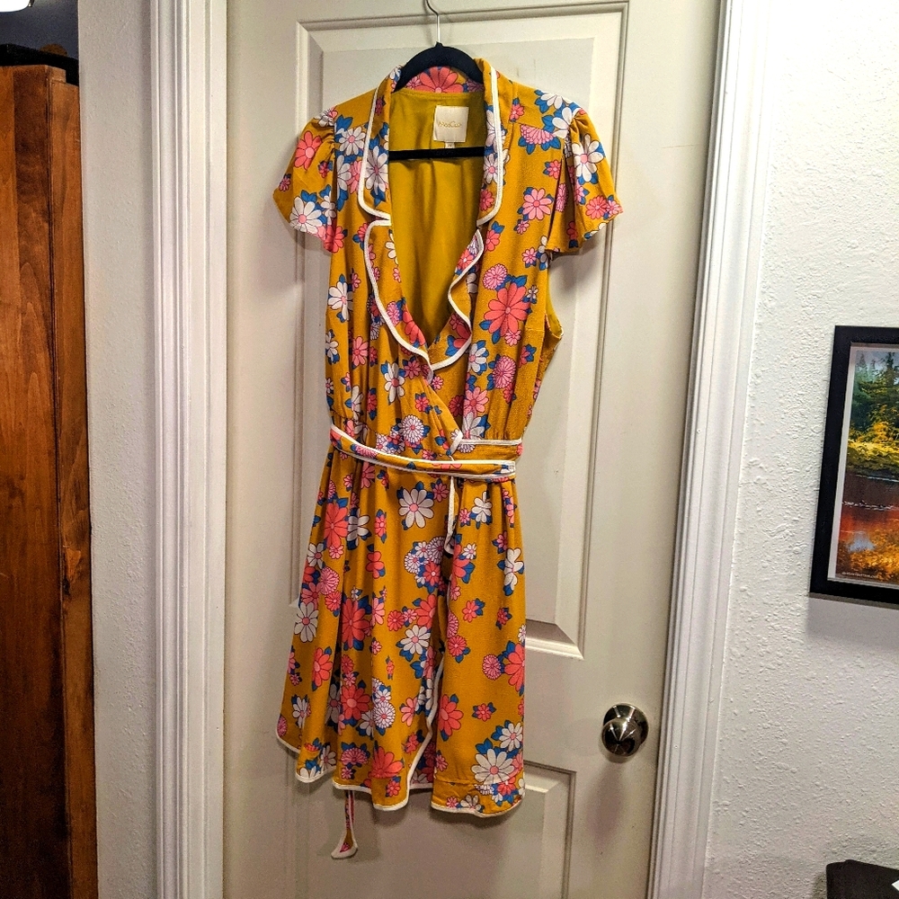 Adorable Modcloth Retro Yellow Floral Dress 2x
